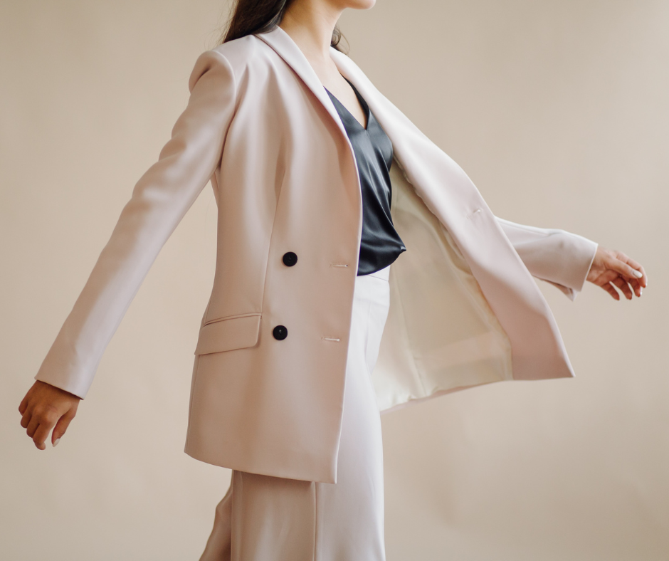 Elevate Your Wardrobe Instantly: 5 Effortless Ways to Style a Blazer and Command Attention