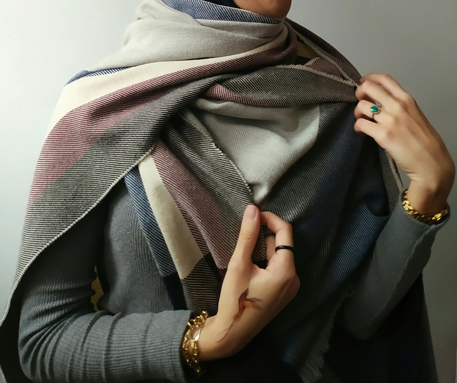 The Ultimate Guide to Timeless Scarf Colors That Match Everything